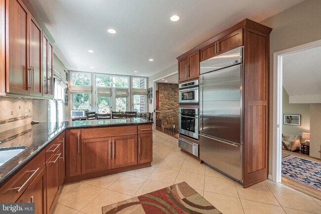 Foto del edificio - 5507 Thornbush Ct