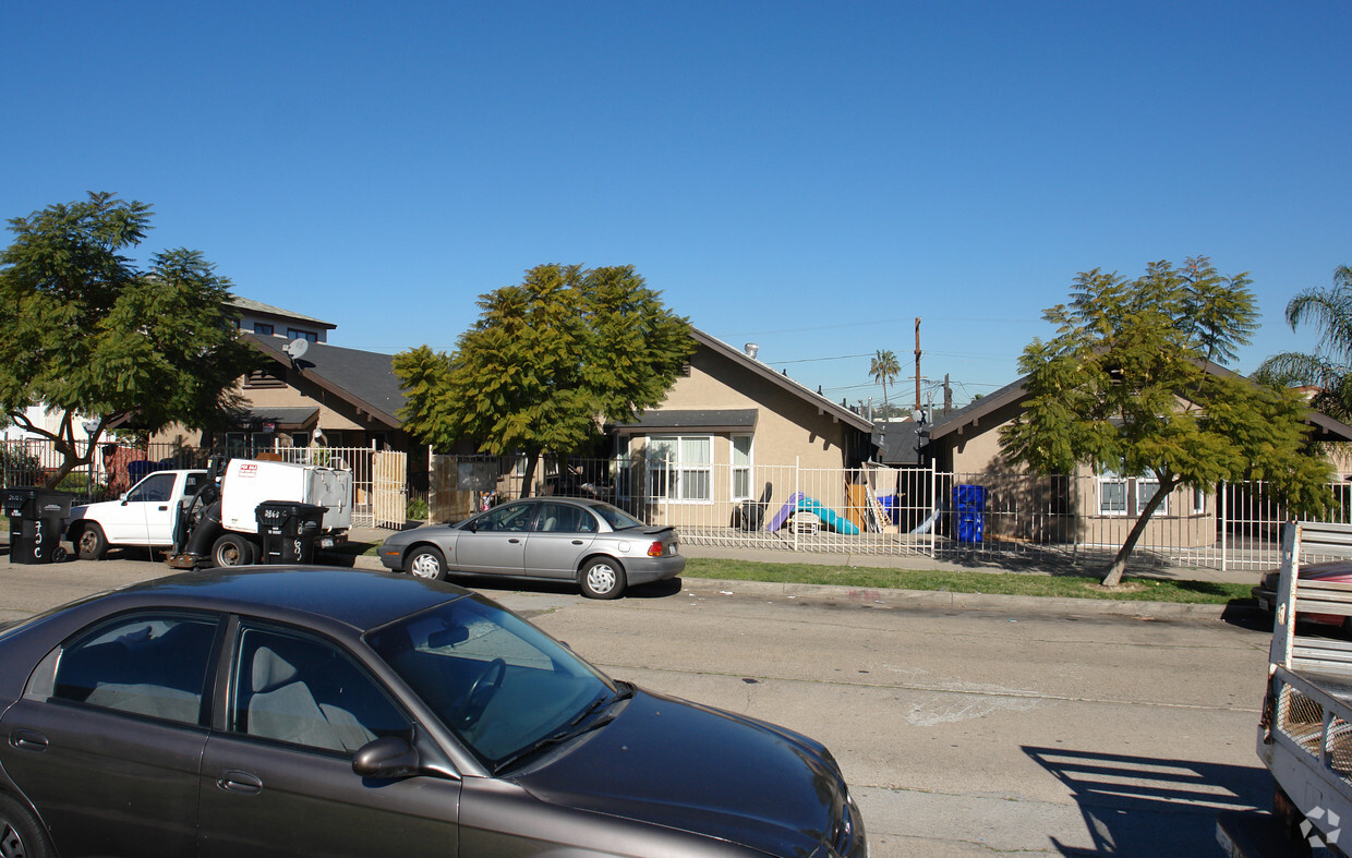 Building Photo - Barrio Logan Apartments