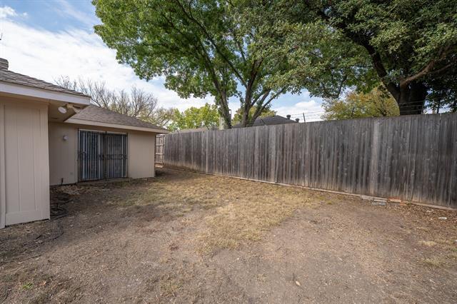 Foto del edificio - 4810 Berridge Ln