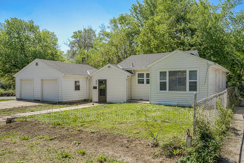 Primary Photo - 711 E Fair St