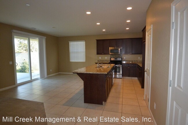 Foto del edificio - 3 br, 2 bath House - 6250 W. Vine