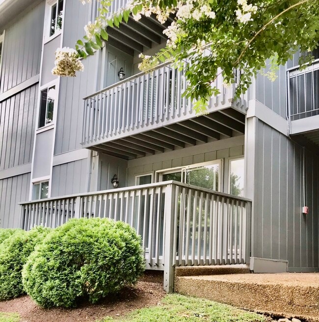 Building Photo - 21 Vaughns Gap Rd