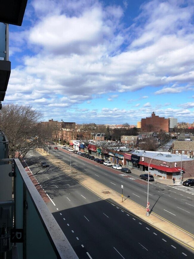 629898 Woodhaven Blvd Unit 5H, Queens, NY 11379 Condo for Rent in