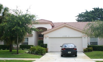 Primary Photo - Meadowview Villas