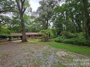 Building Photo - 5710 Unionville Rd