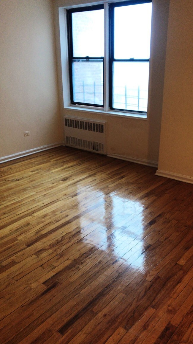 Foto del edificio - 10-40 Neilson St