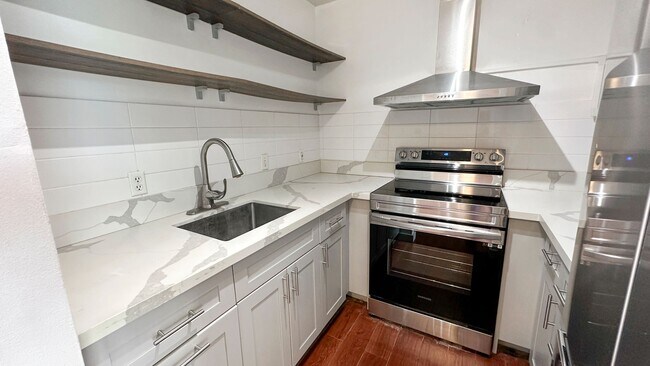 Foto del edificio - Across Schofield  Macomb  Gate - Woodwinds - 1bdrm/1bath/1 pkg