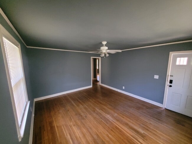 Building Photo - 104 Summerlea Dr