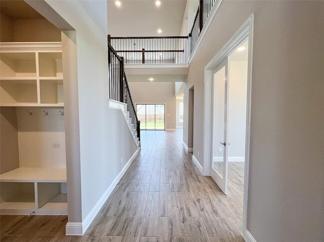 Foto del edificio - 2201 Essex Ct