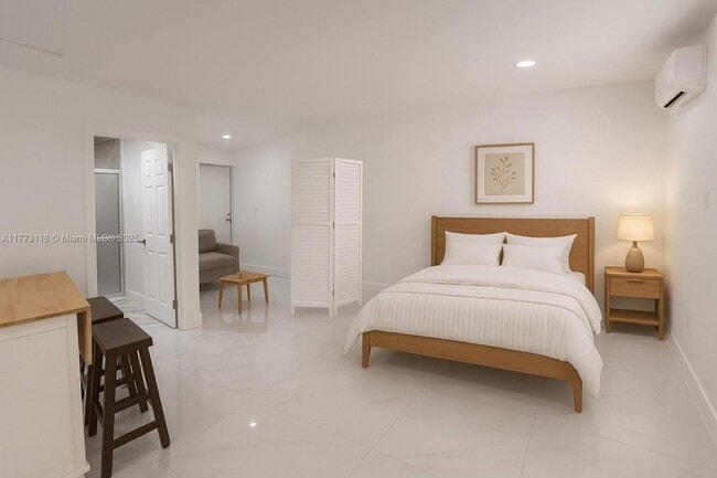 Photo - 670X SW 28th Terrace Apartment