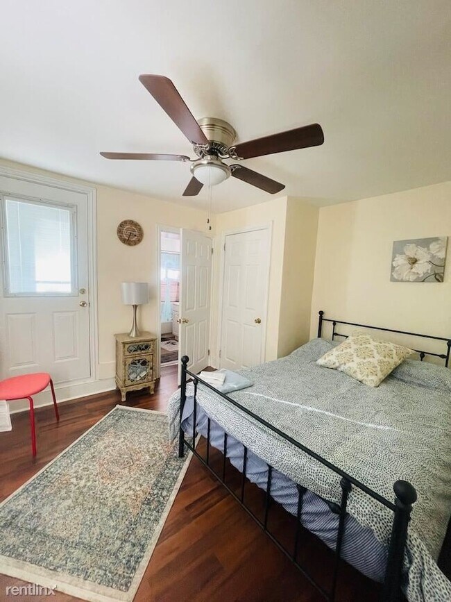 Building Photo - 4550 Silverwood St
