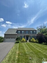 Building Photo - 1128 Twin Ponds Rd