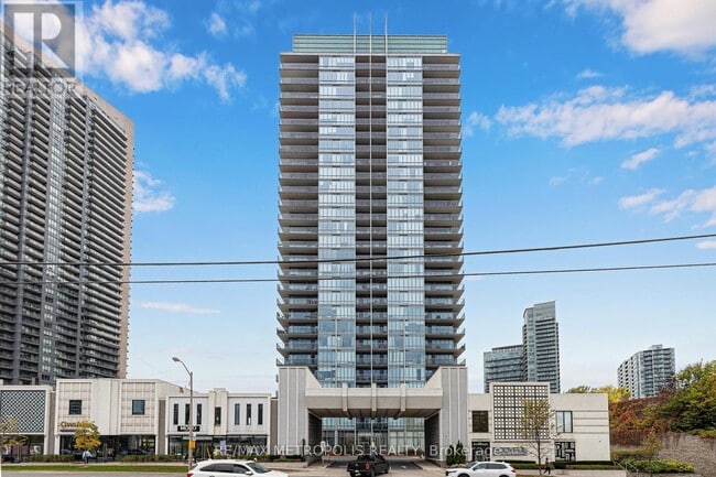 Photo du bâtiment - 88 Park Lawn Rd