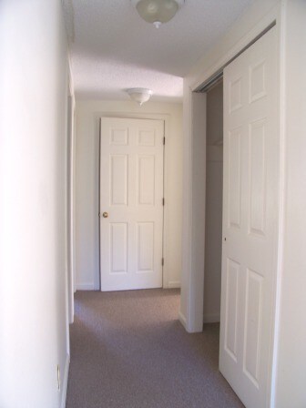 Building Photo - 25 Village Dr