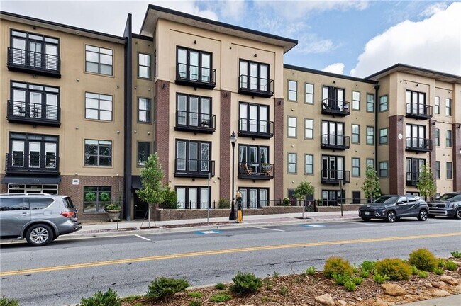 Foto del edificio - 5300 Peachtree Rd