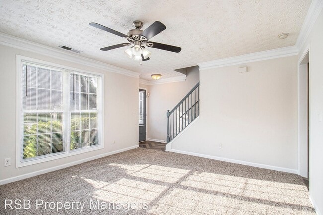Building Photo - 3 br, 2 bath House - 3903 Riverside Parkway