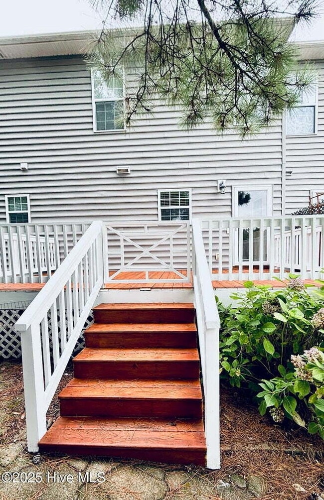 Building Photo - 22 Schooner Dr