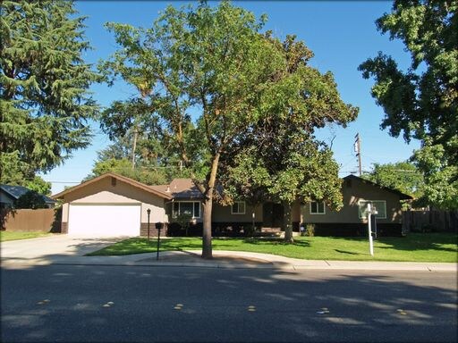 Foto del edificio - 1012 Lakewood Ave