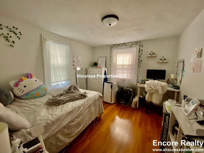 Photo - 136 Burget Ave House