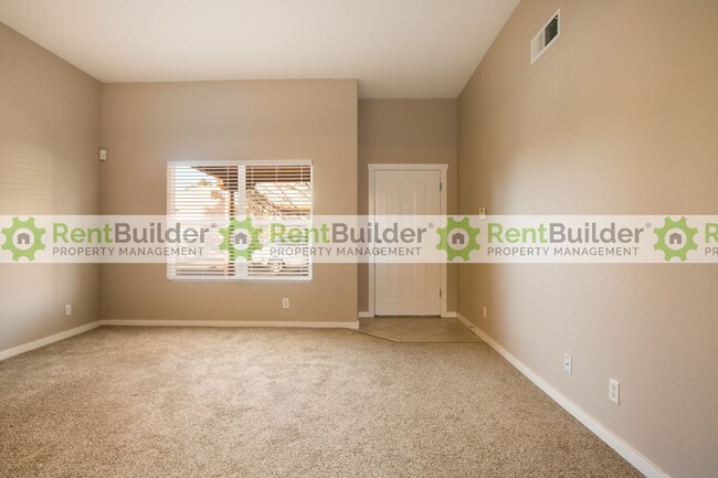 Foto del edificio - CALL US TODAY AT (505) 808-6467 TO SCHEDUL...