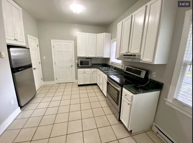 Foto del edificio - 2206 Parkwood Ave