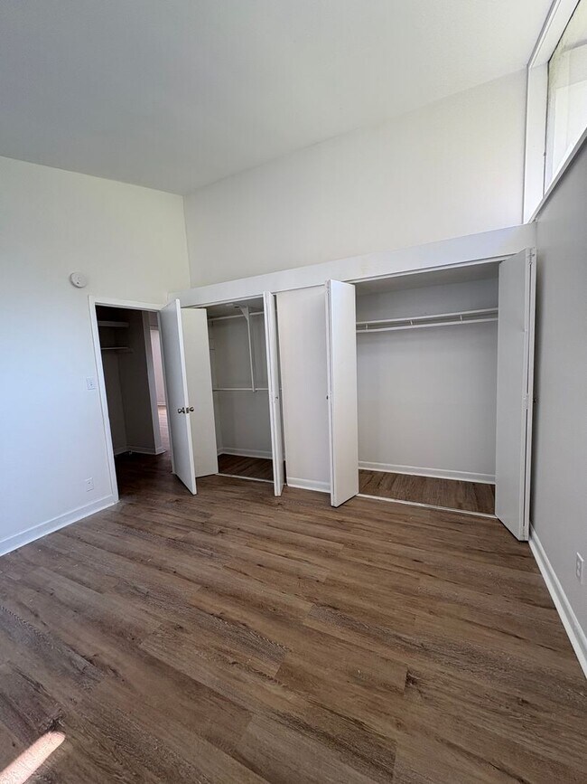 Foto del edificio - 250 Ridgewood Ave