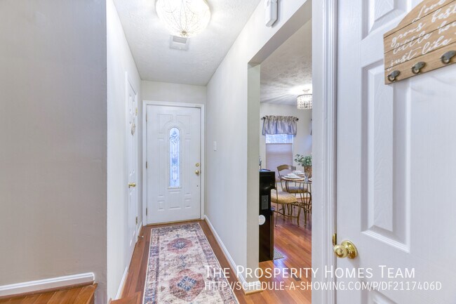 Foto del edificio - Lovely updated detached house in Columbia!