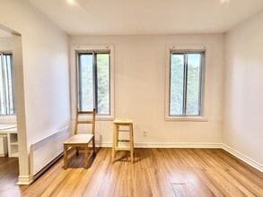 Building Photo - 461 Rue Rachel E