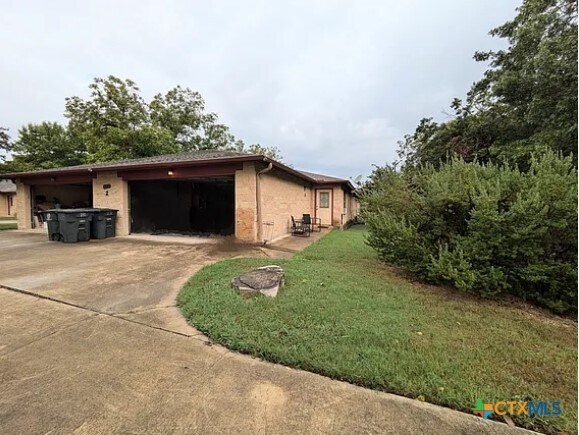 Foto del edificio - 1821 Post Rd