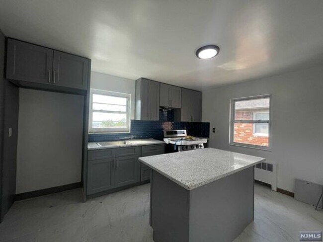 Building Photo - 661 Bergen Blvd