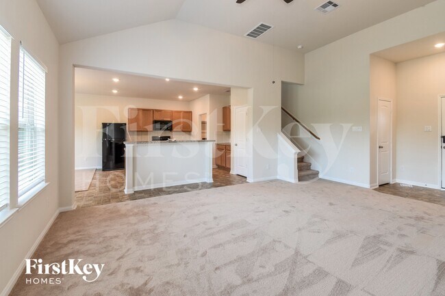 Foto del edificio - 6459 Blimp Base Blvd