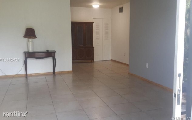 Building Photo - 7831 Miller Dr