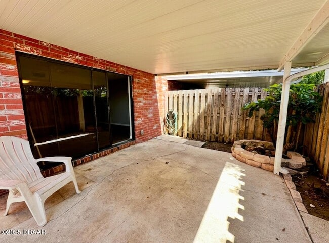 Photo - 2250 S Palmetto Ave Townhome