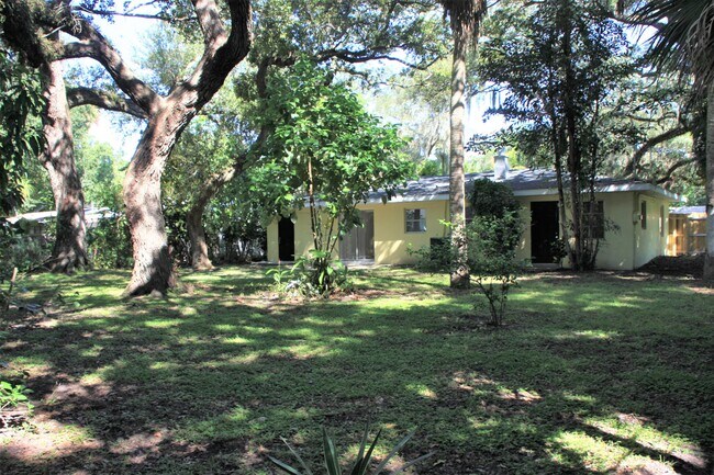 Foto del edificio - 635 18th Pl