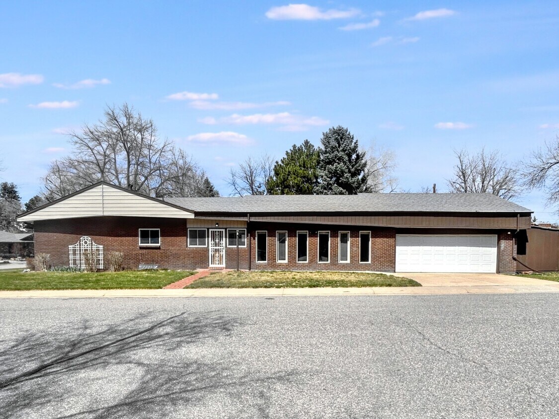 Photo - 5960 S Logan Court-