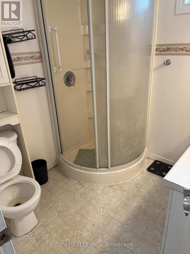 Photo du bâtiment - 473 Gibbons St