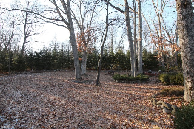 Foto del edificio - 4 br, 3 bath House - 2800 Rowe Rd