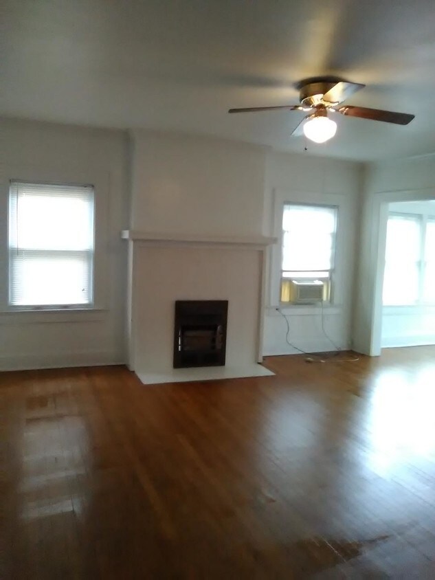 LR - 1629 Quarrier St