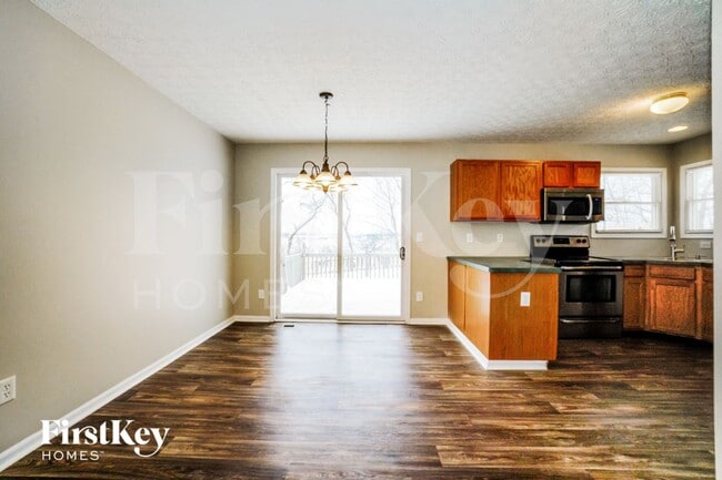 Foto del edificio - 2775 Cross Creek Ave