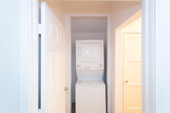 Foto del edificio - 1344-1350 N Alta Vista Blvd