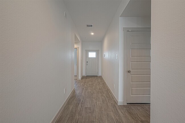 Foto del edificio - 6906 Green Embers Ln