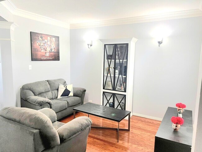 Foto del edificio - 16222 Wilmington Park Ln