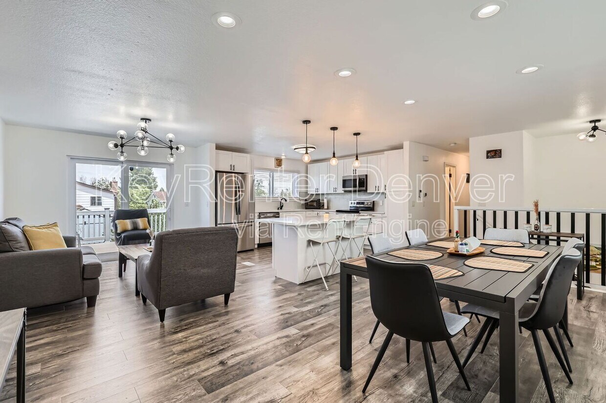 Foto principal - 15071 E Utah Pl