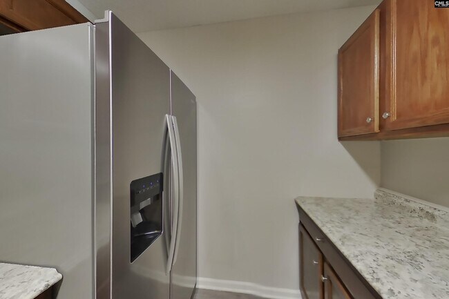 Foto del edificio - 80 Springway Dr