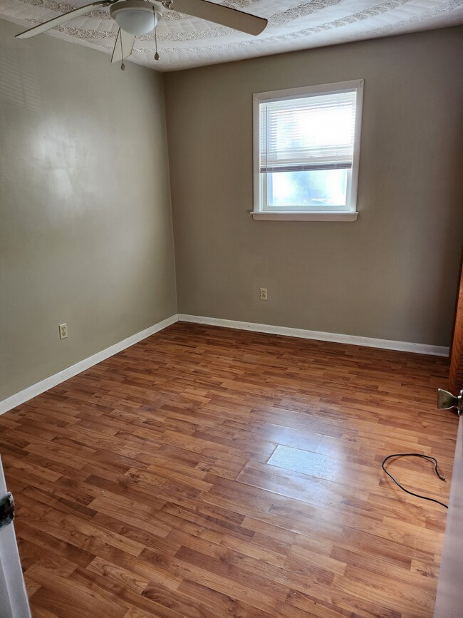 Bedroom - 400 Section House Rd