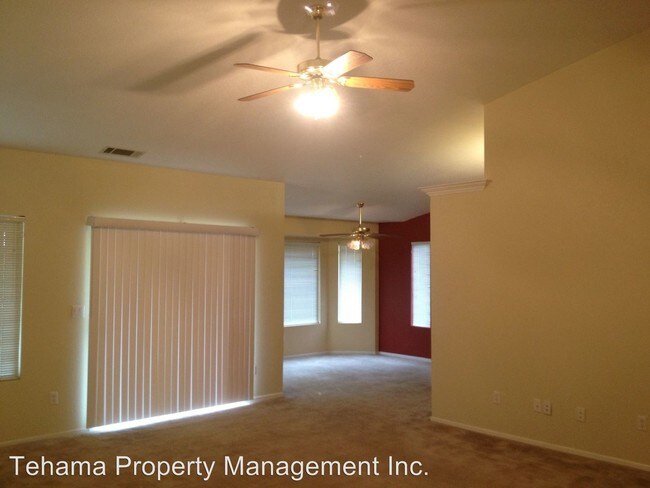 Building Photo - 885 Countryside Dr