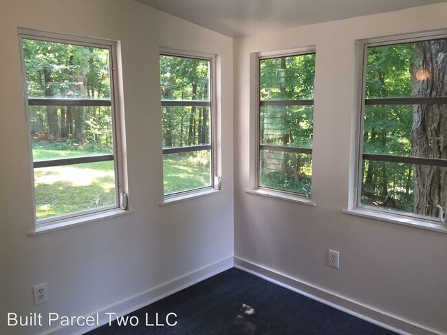 Building Photo - 12 Arbor Hill Dr