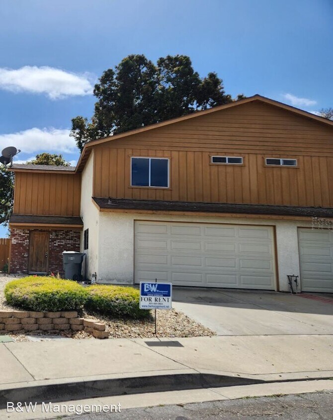 Primary Photo - 3 br, 2.5 bath House - 536 Bakeman Lane