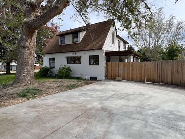 Foto del edificio - 841 Red Apple Rd