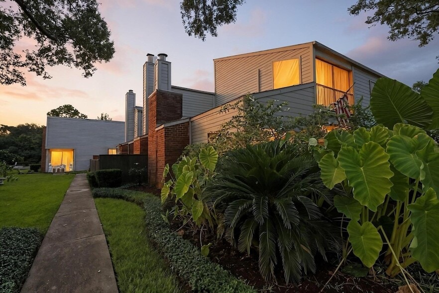 Photo - 1532 Prairie Grove Drive Unit